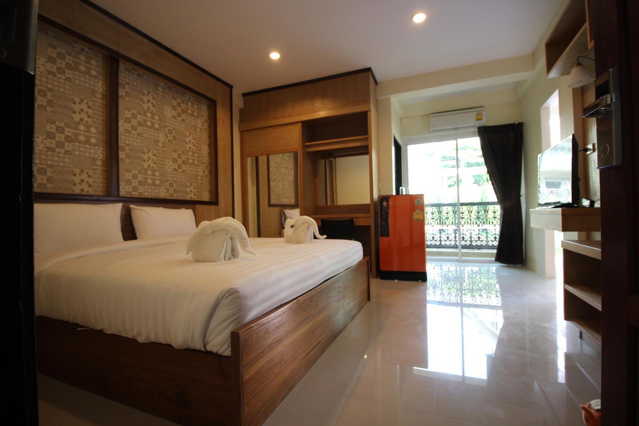 Monmuang Hotel Chiang Mai Bagian luar foto