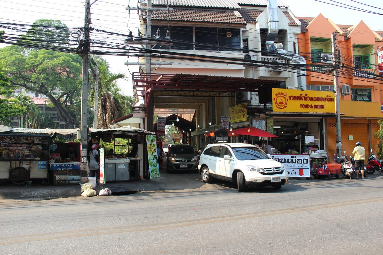 Monmuang Hotel Chiang Mai Bagian luar foto