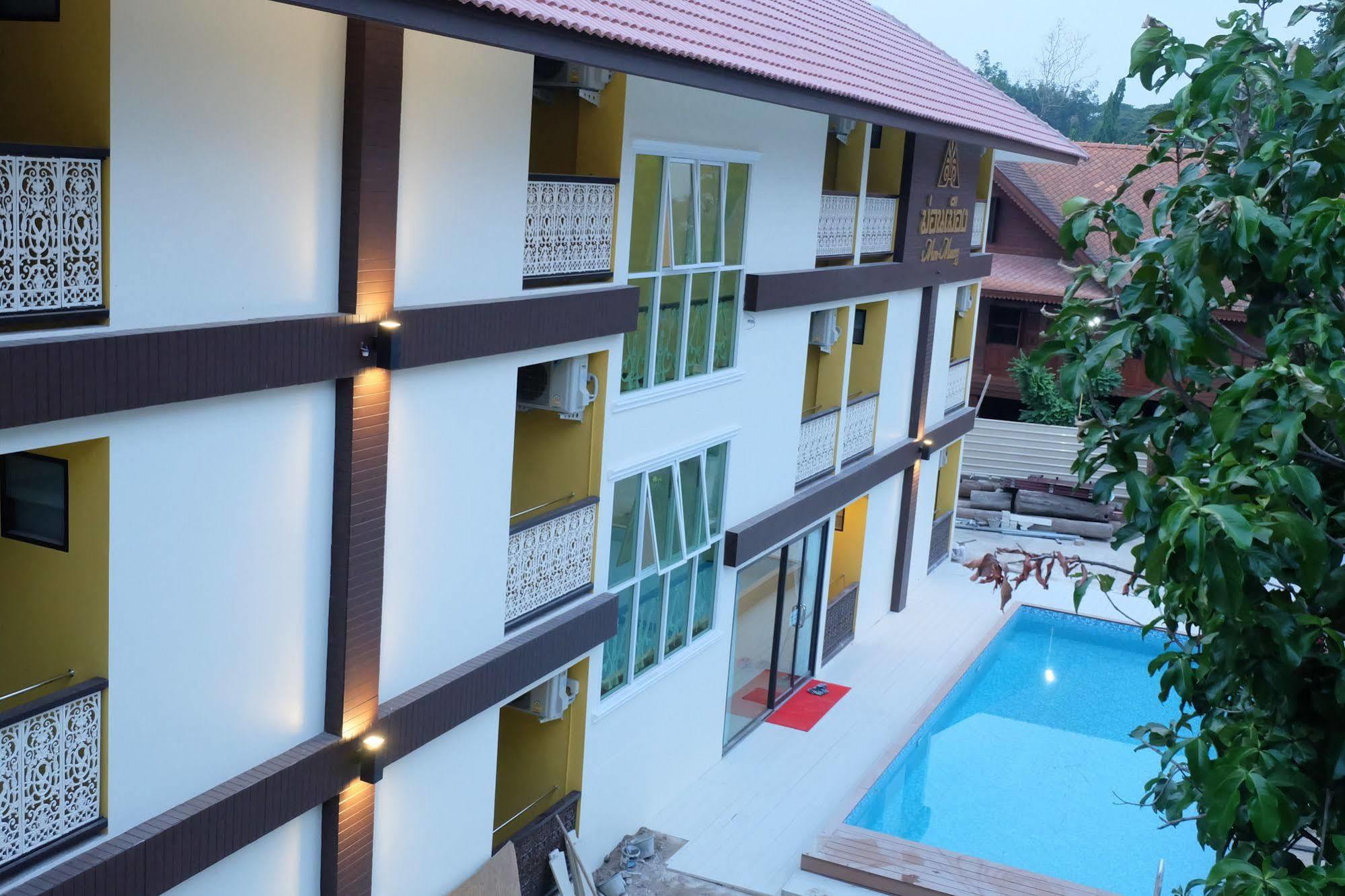 Monmuang Hotel Chiang Mai Bagian luar foto
