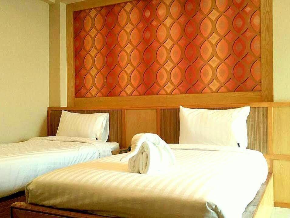 Monmuang Hotel Chiang Mai Bagian luar foto