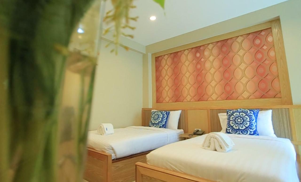 Monmuang Hotel Chiang Mai Bagian luar foto